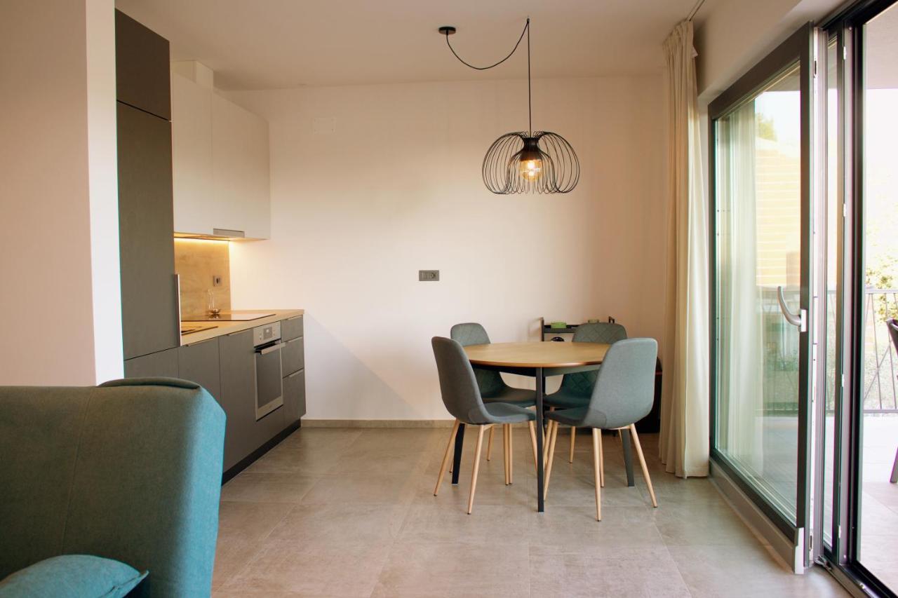 Leno Apartment Umag Exterior photo